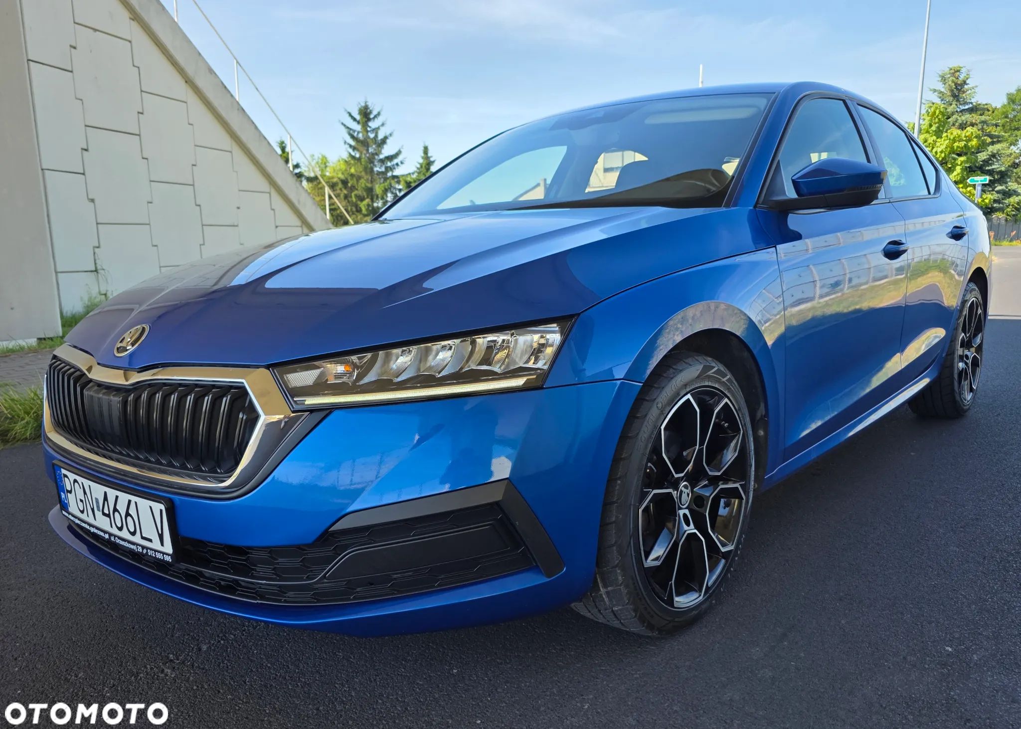 Skoda Octavia 2.0 TDI DSG Ambition - 1