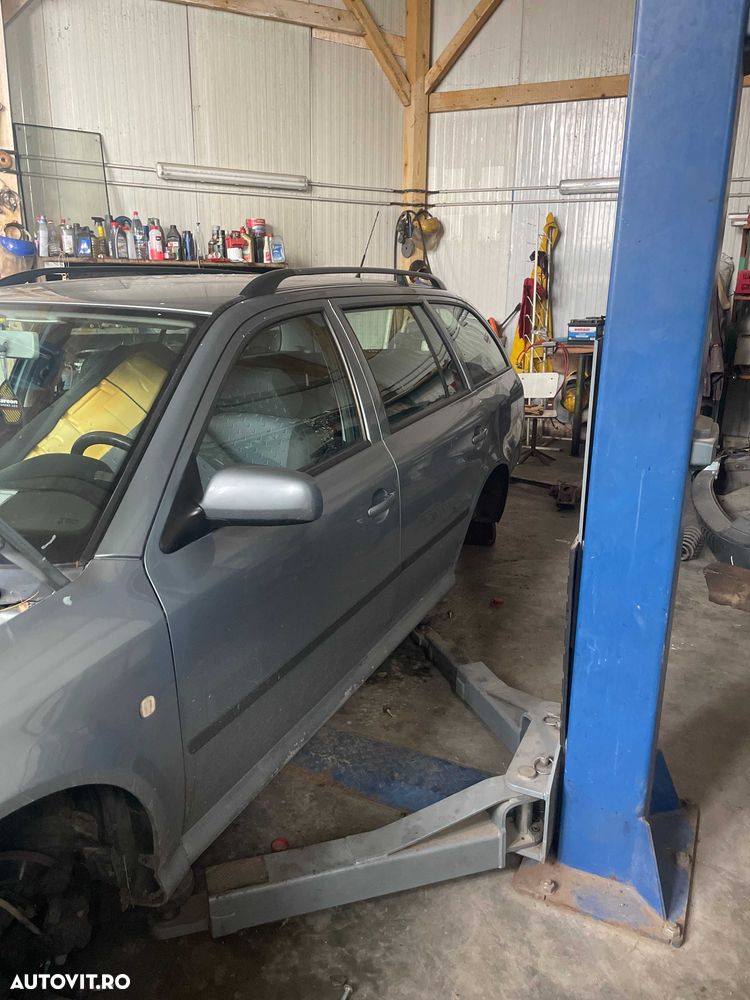 Cutie de viteza Skoda Octavia 1.6 - 6