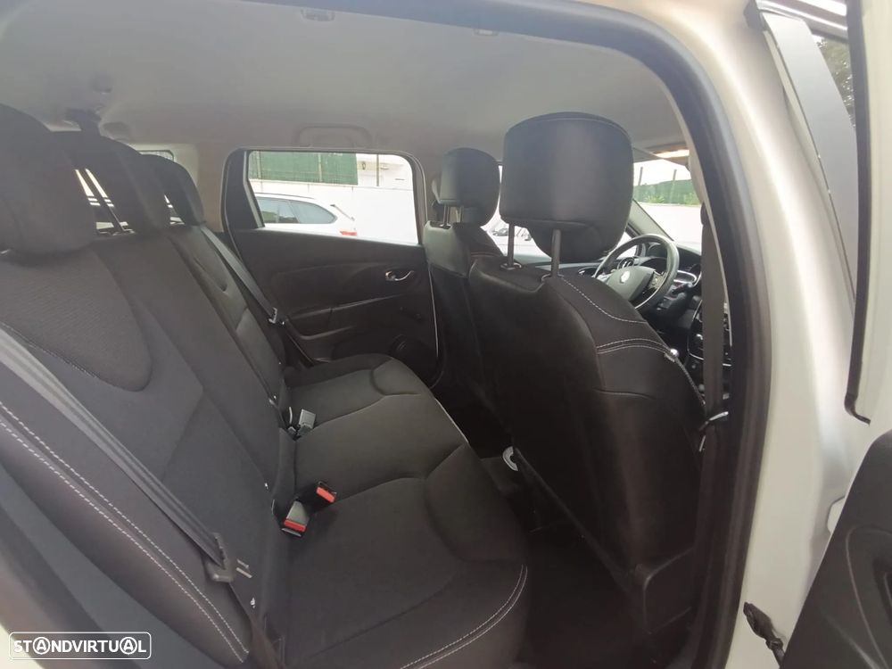 Renault Clio Sport Tourer 1.5 dCi Dynamique S - 23