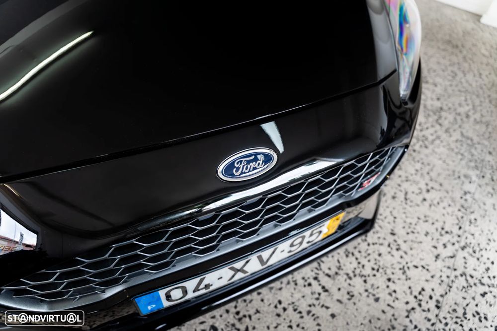 Ford Fiesta 1.5 EcoBoost ST - 32