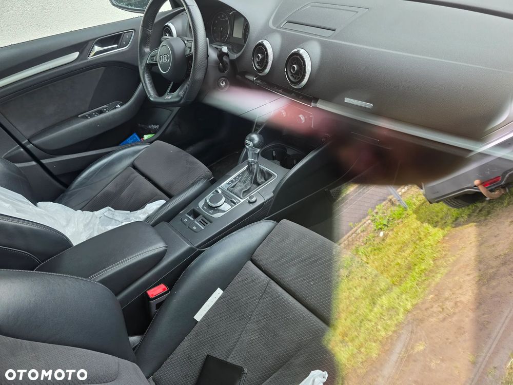 Audi A3 Sportback 1.5 TFSI Sport S tronic - 3
