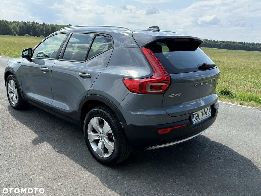 Volvo XC 40 D4 AWD Momentum Pro - 38
