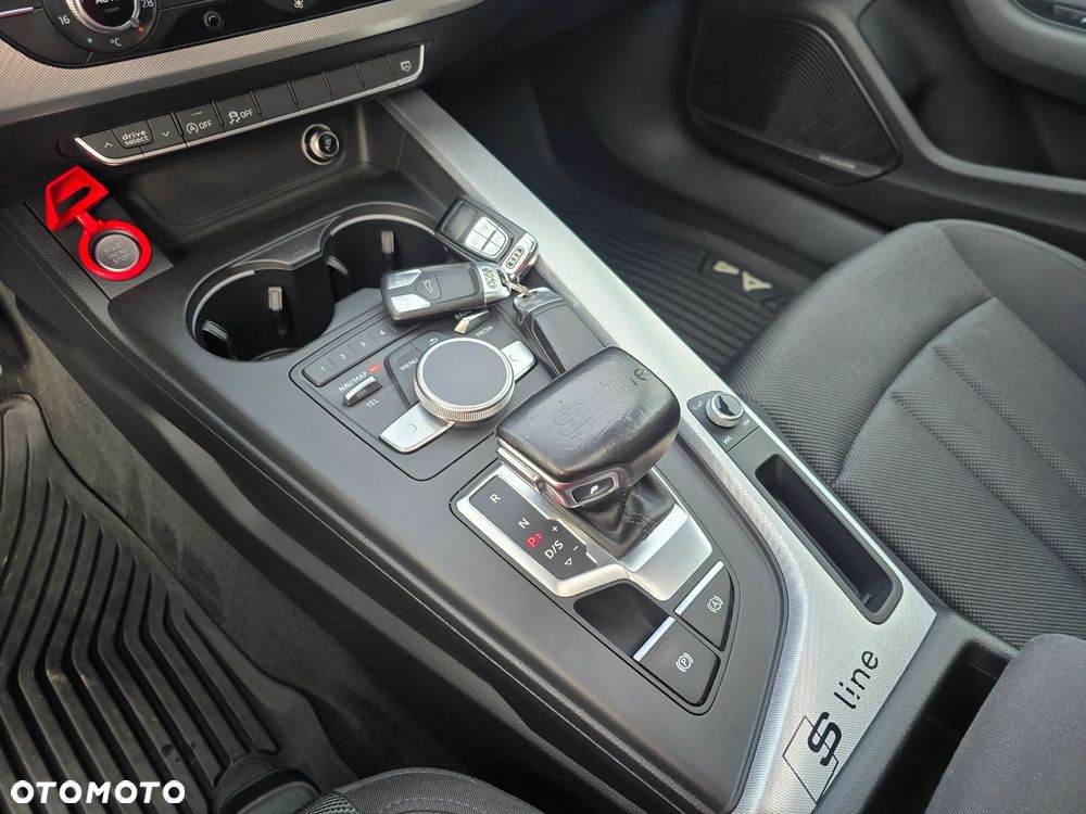 Audi A4 Avant 2.0 TDI DPF clean diesel quattro S tronic S line Sportpaket - 22