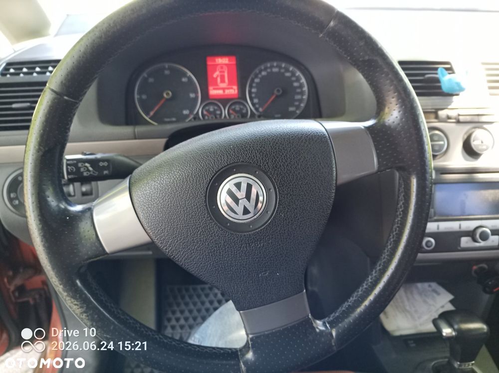 Volkswagen Touran 2.0 TDI DPF Cross DSG - 6