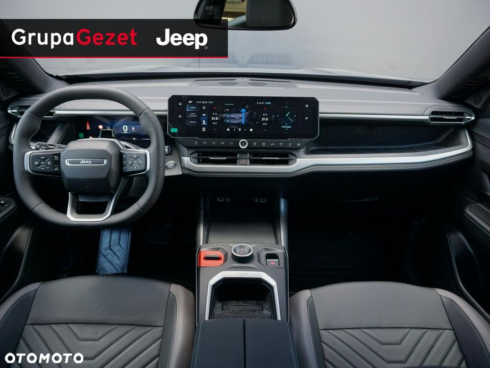 Jeep Compass - 4