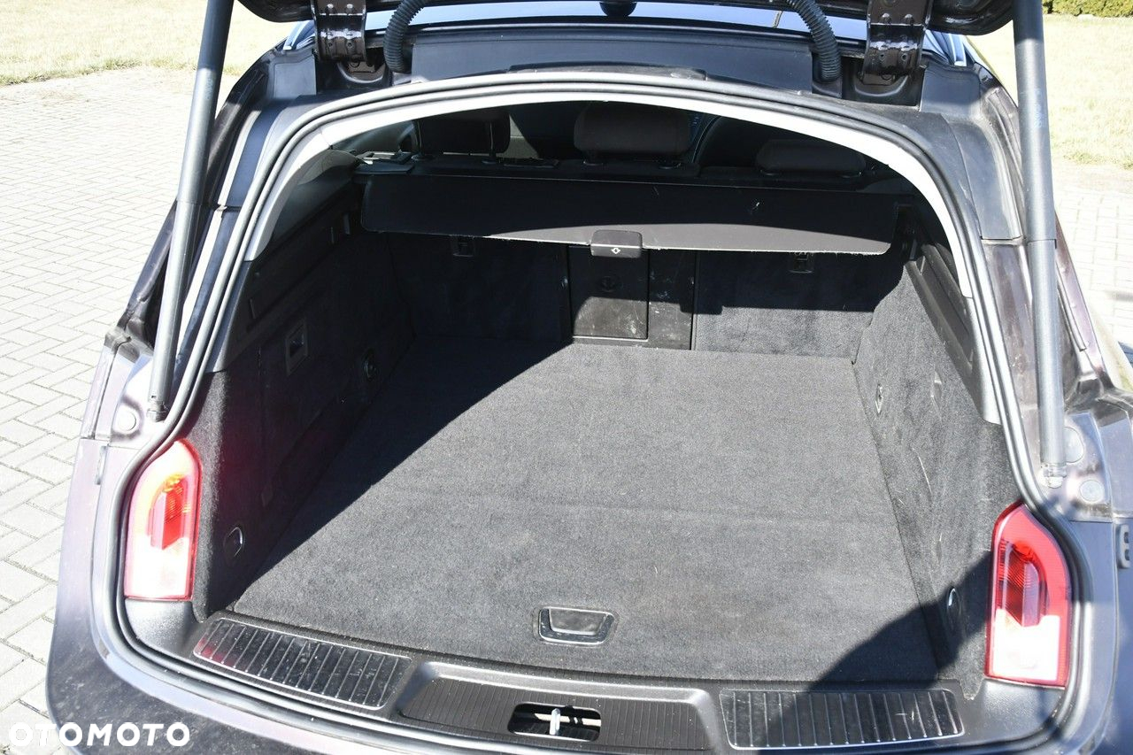 Opel Insignia - 16