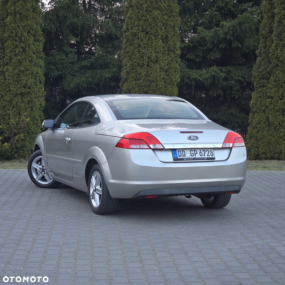 Ford Focus 1.6 16V Fun X - 18