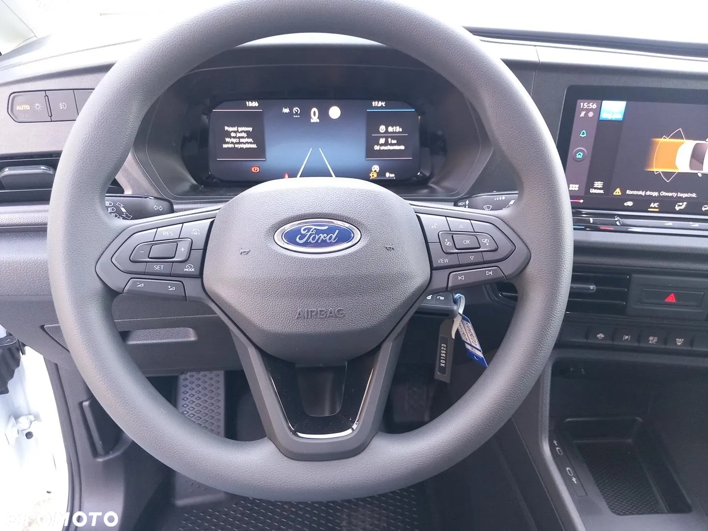 Ford Transit Connect - 13
