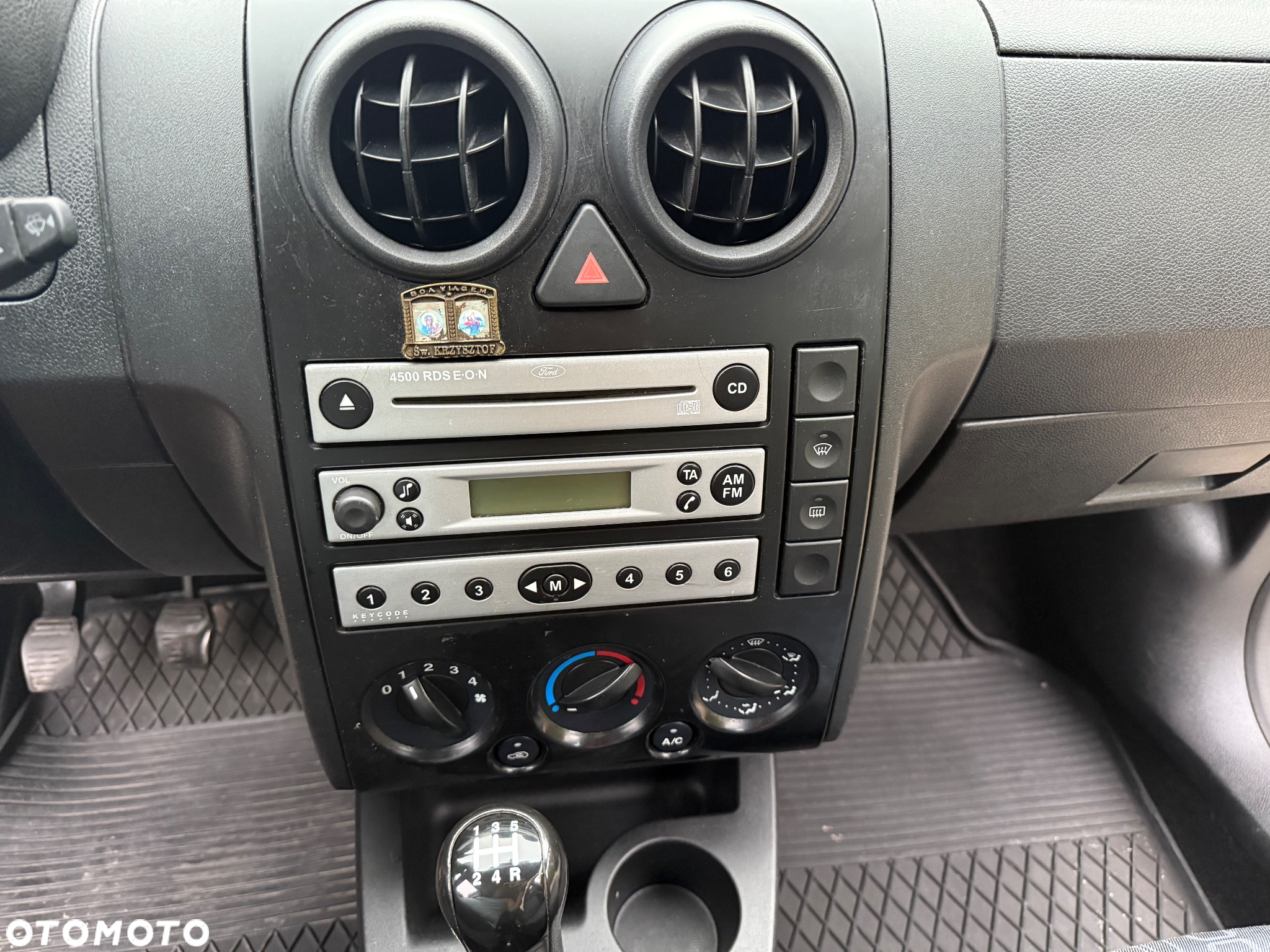 Ford Fusion 1.4 Ambiente - 13