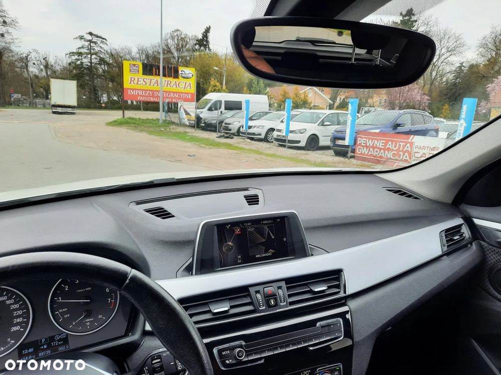 BMW X1 xDrive20i - 31