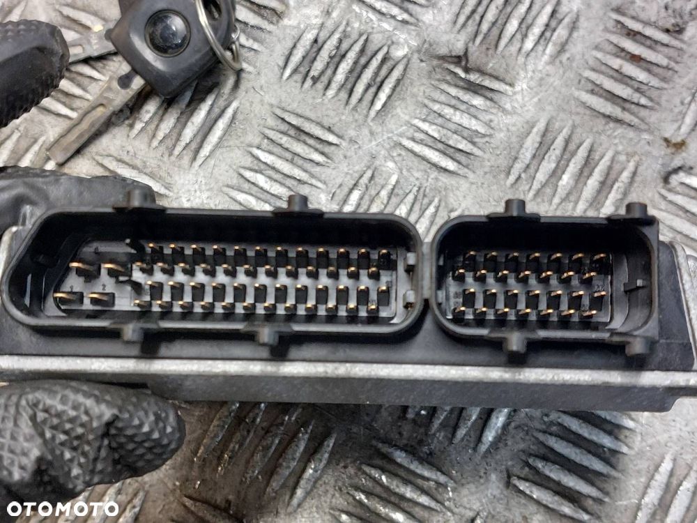 ZESTAW STARTOWY POLO IV 1.2 6V 03D906023B 6Q1937049D 4B0905851Q 6Q0920823T - 3