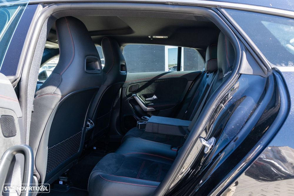 Mercedes-Benz CLA 250 e 8G-DCT AMG Line Advanced Plus — fotografia 20