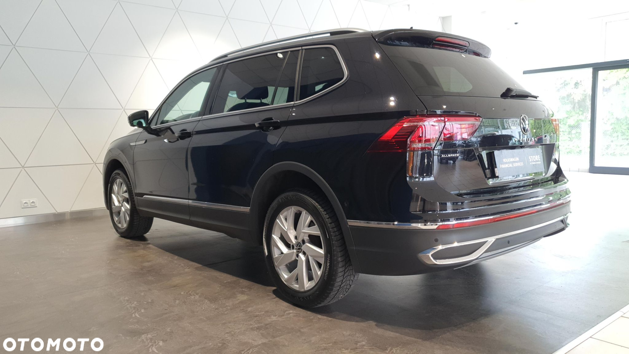 Volkswagen Tiguan Allspace 2.0 TDI 4Mot Elegance DSG - 3