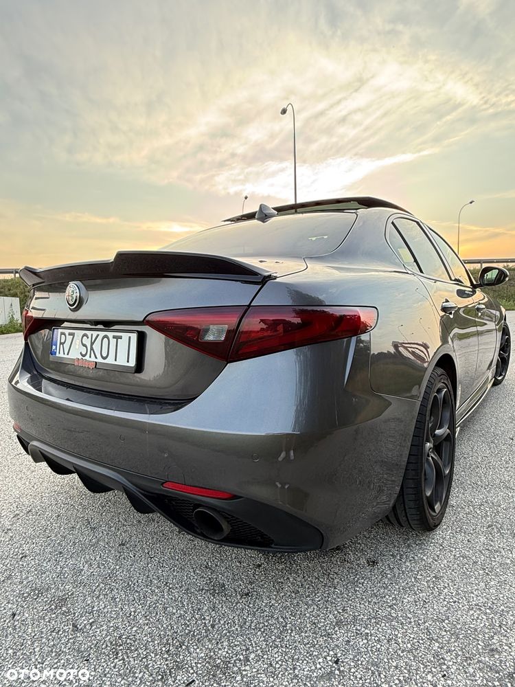 Alfa Romeo Giulia 2.0 Turbo TI Q4 - 7