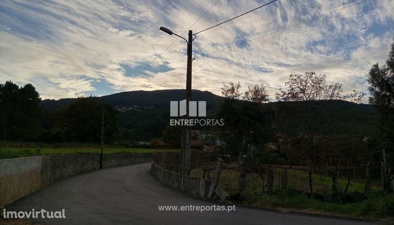 Terreno plano para venda, Cornes, Vila Nova de Cerveira - Grande imagem: 3/27