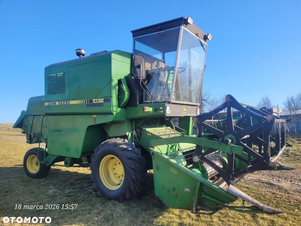 John Deere 1032 - 1