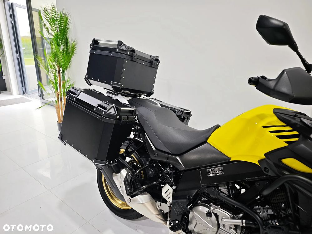 Suzuki V-STROM - 8