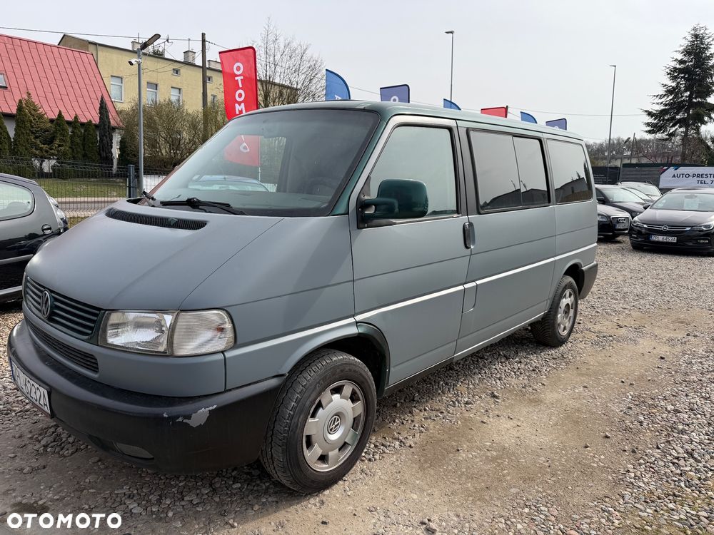 Volkswagen Multivan - 2
