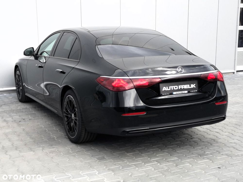 Mercedes-Benz Klasa E 200 d 9G-TRONIC AVANTGARDE NIGHT Edition - 11