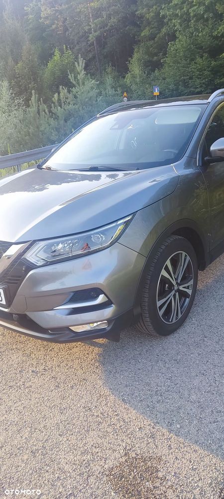 Nissan Qashqai 1.3 DIG-T N-Connecta - 2