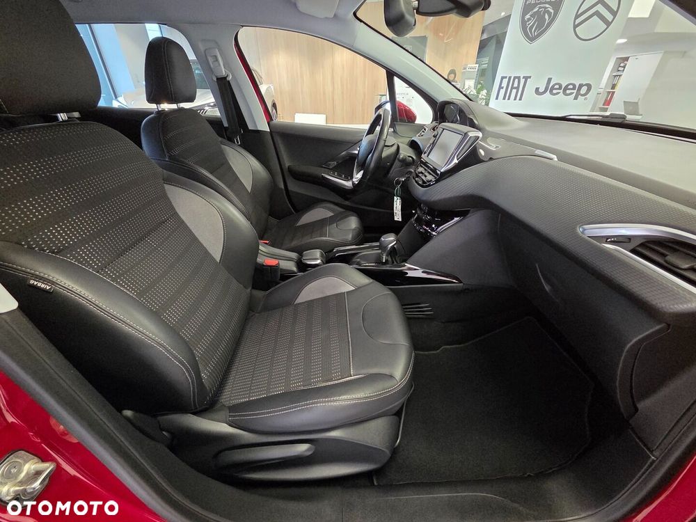 Peugeot 2008 - 6