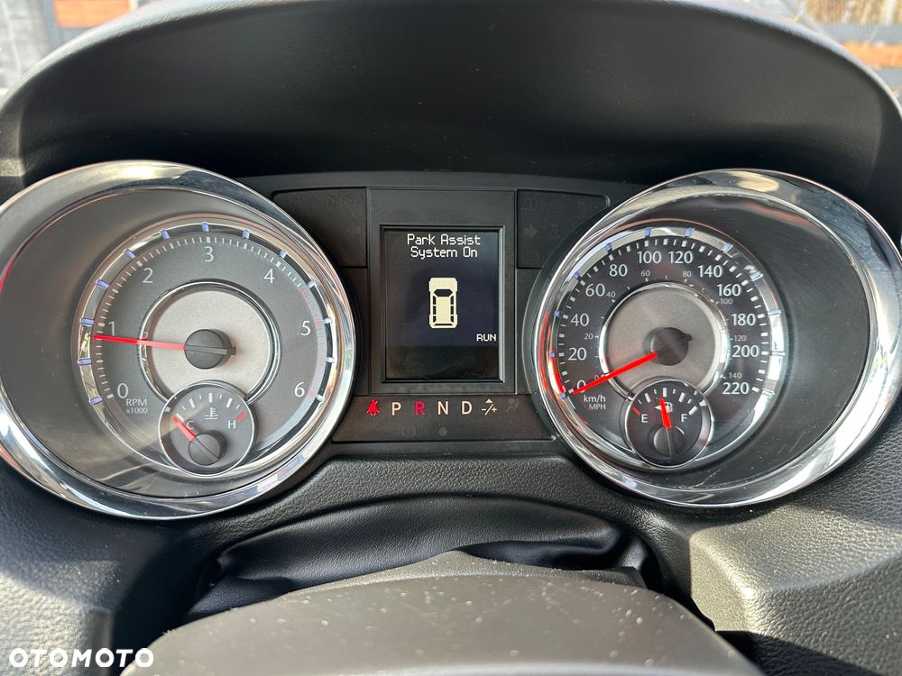 Lancia Voyager 2.8 Multijet 16v Platinum - 10