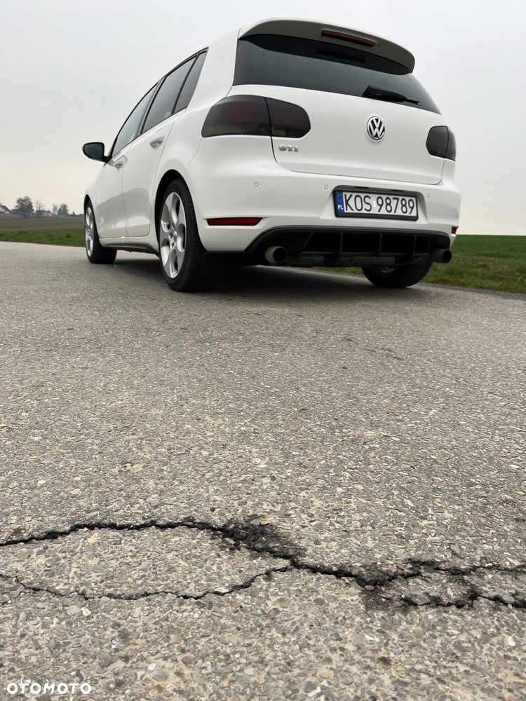Volkswagen Golf 2.0 TSI GTI - 6