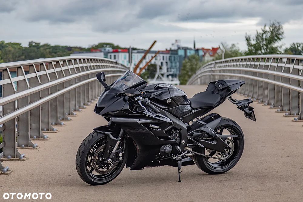 Yamaha R6 - 34
