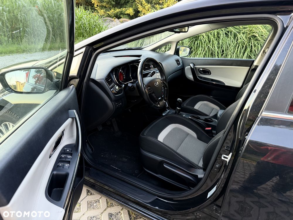 Kia Ceed - 7