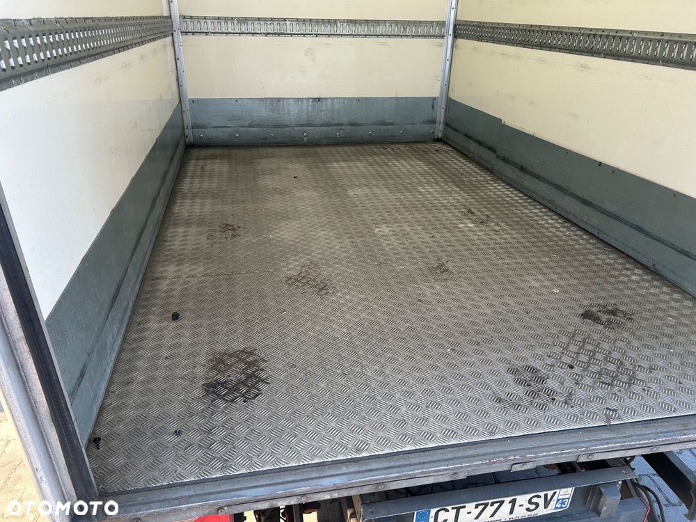 Iveco Kontener winda - 8