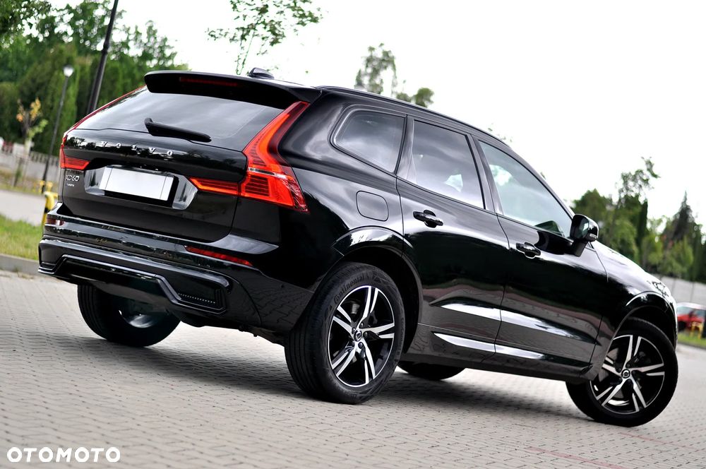 Volvo XC 60 B4 D AWD Ultimate Dark - 11