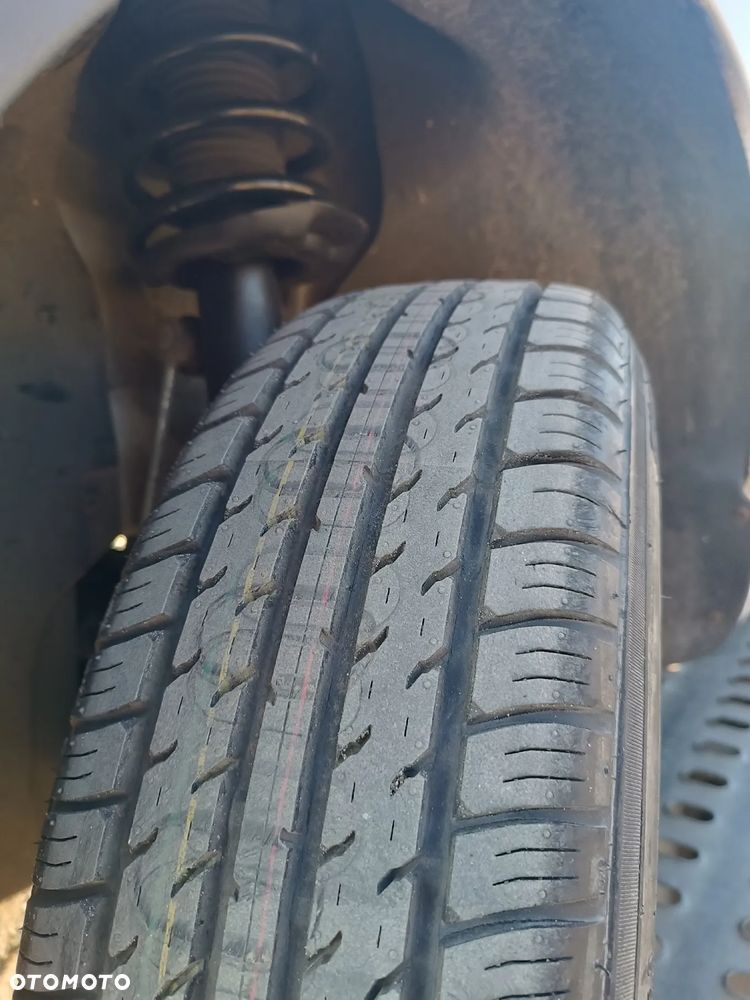 Volkswagen Caddy - 34