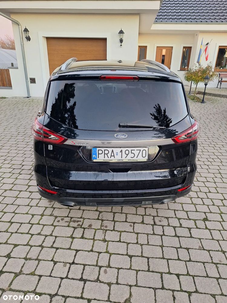Ford S-Max 2.0 TDCi Titanium PowerShift - 3