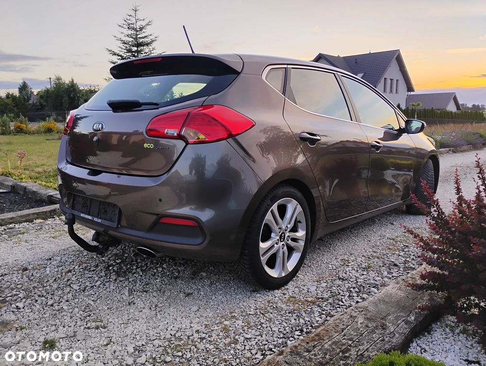 Kia Ceed 1.6 GDI Dream Team Edition - 7