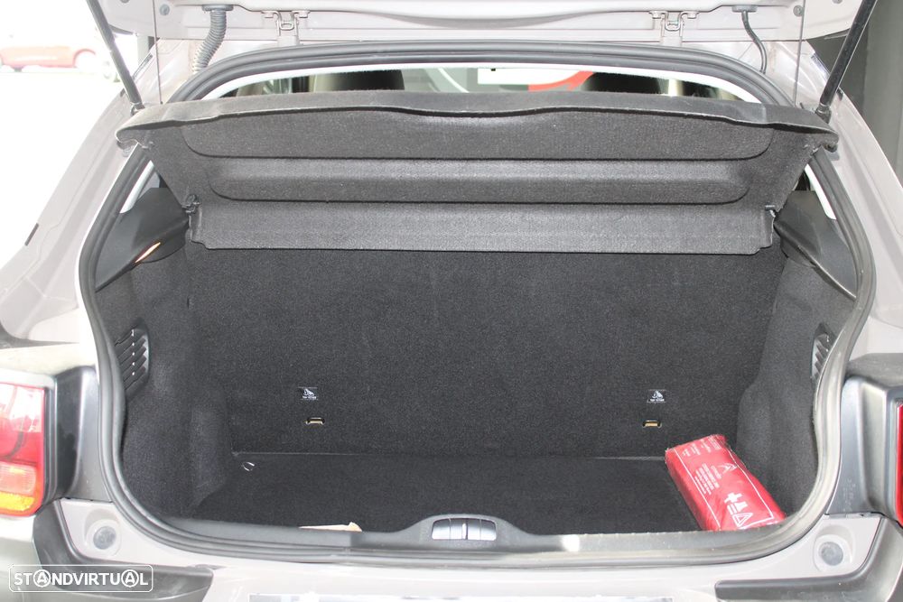 Citroën C4 Cactus 1.6 BlueHDi Feel ETG6 - 26