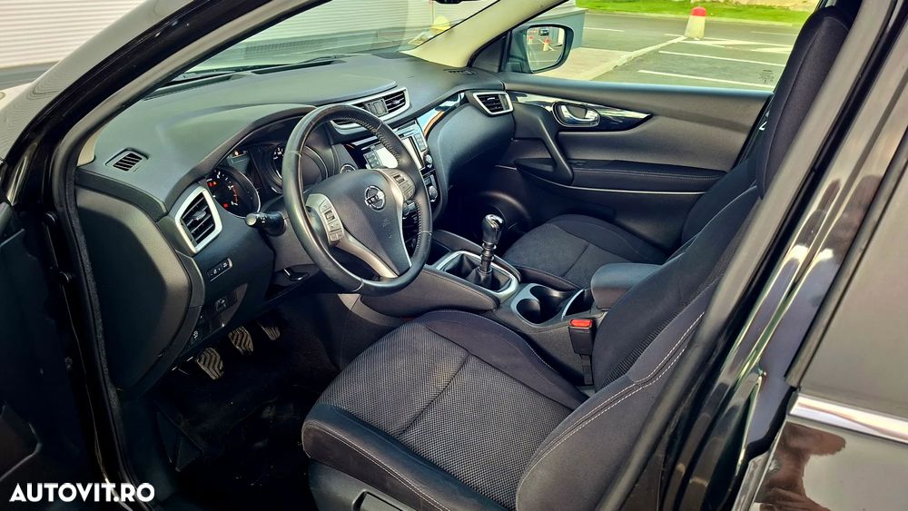 Nissan Qashqai 1.5 DCI Start/Stop N-Connecta - 10