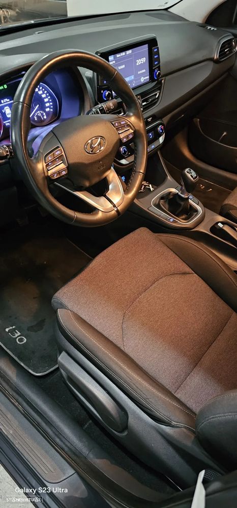 Hyundai i30 SW 1.6 CRDi Style Plus - 13