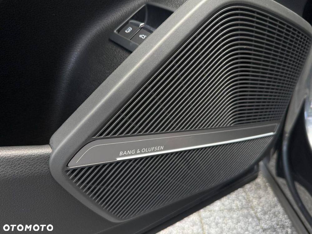 Audi Q5 Sportback - 28