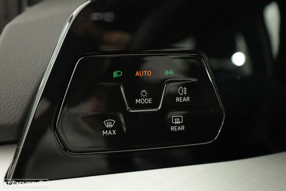 VW Golf 1.5 TSI e-Hybrid Style DSG - 19