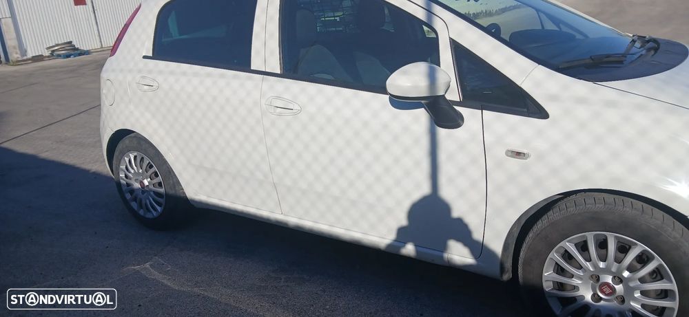 Fiat Punto 1.3 M-Jet Easy S&S - 10