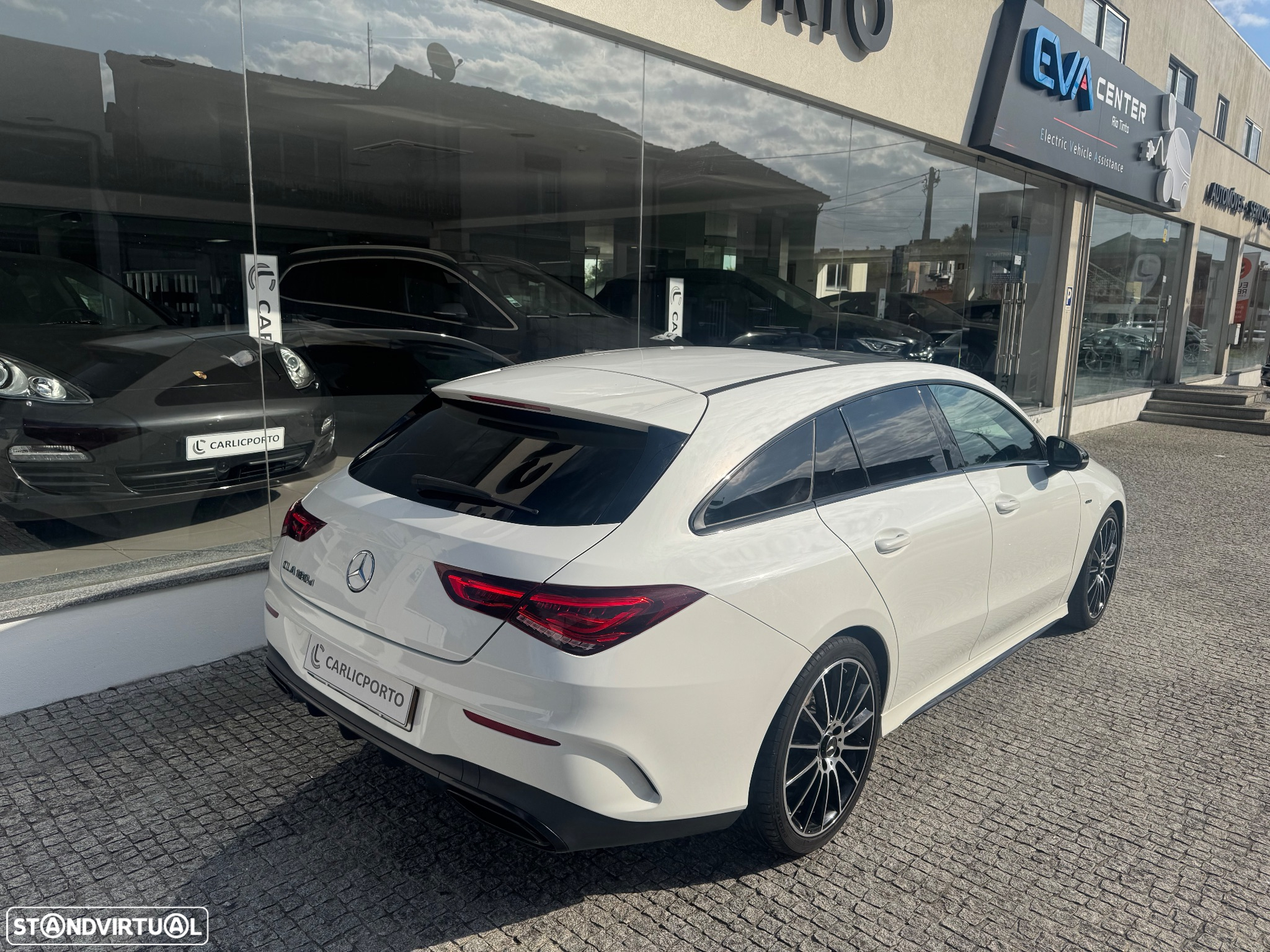 Mercedes-Benz CLA 180 d Shooting Brake AMG Line Aut. - 3