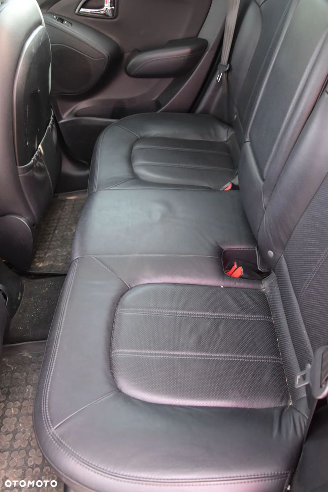 Hyundai ix35 1.7 CRDi Premium 2WD - 18
