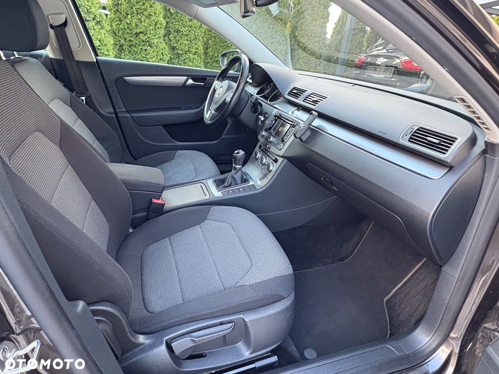 Volkswagen Passat Variant 1.4 TSI BlueMotion Technology Business Edition - 20