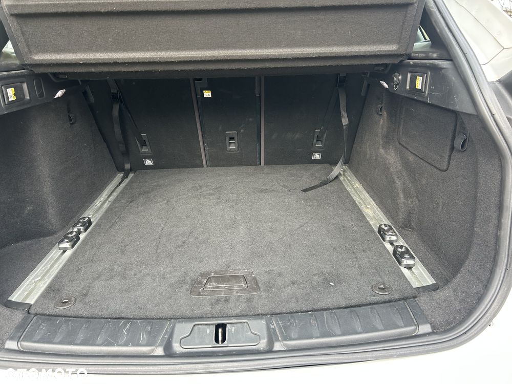 Jaguar F-Pace 2.0 i4D AWD R-Sport - 19