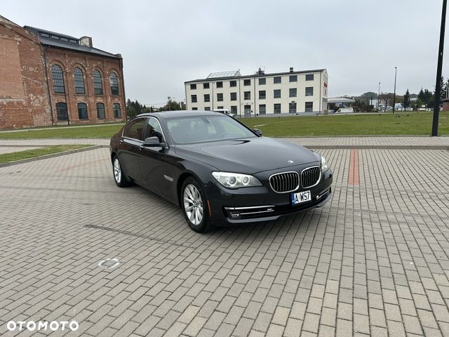 BMW Seria 7 740Li - 2