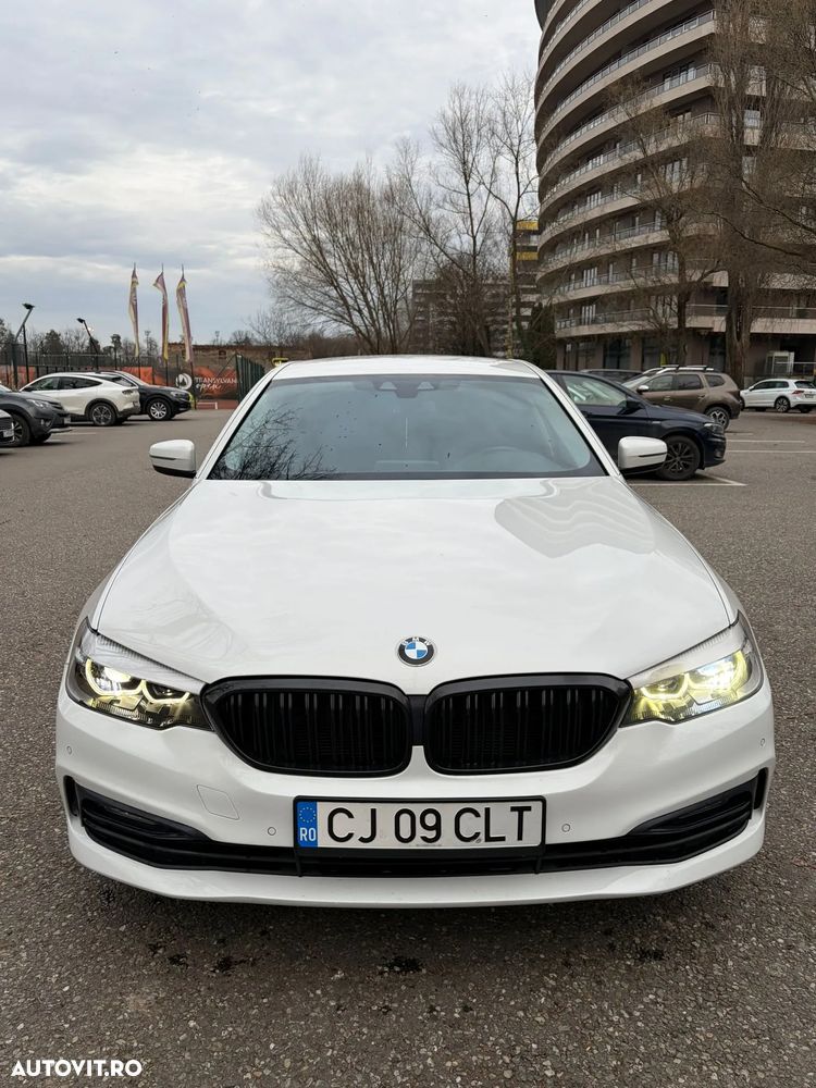 BMW Seria 5 520d xDrive AT - 1