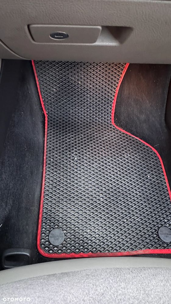 Volkswagen Passat 2.0 TDI Highline DSG - 19