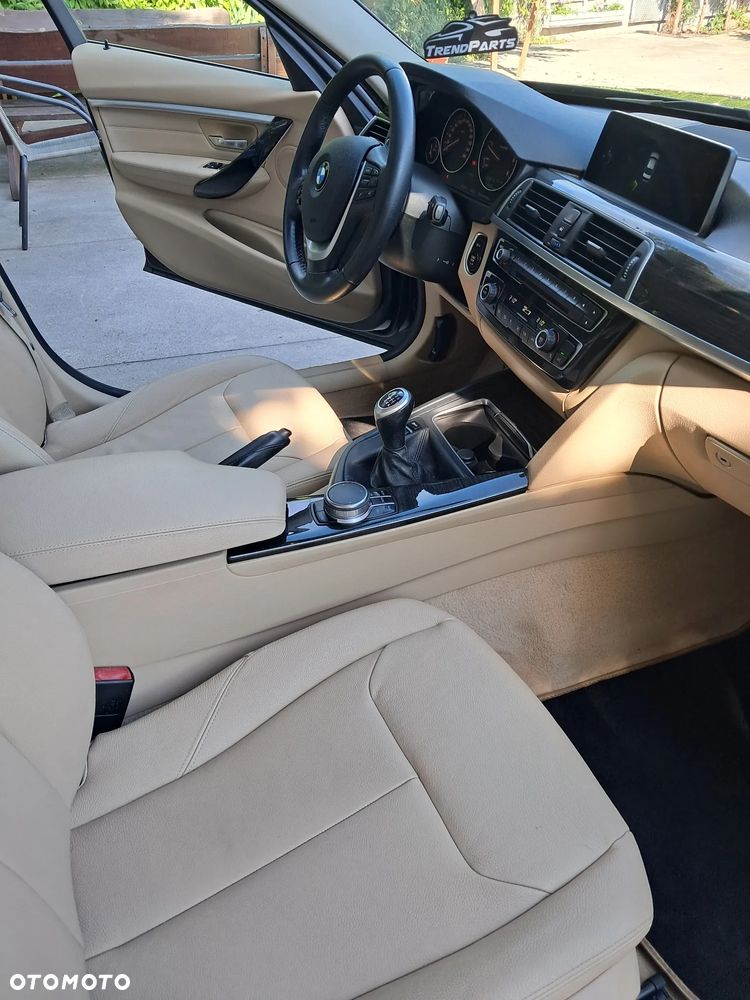 BMW Seria 3 320d Efficient Dynamics Luxury Line Purity - 21