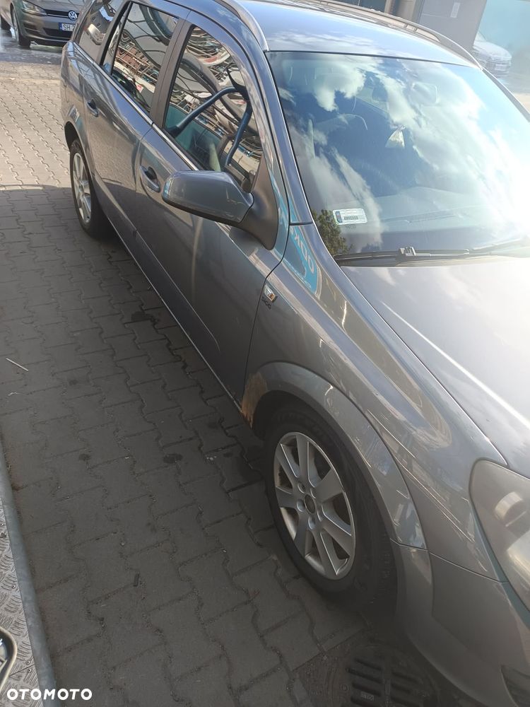 Opel Astra 1.9 CDTI Sport - 2