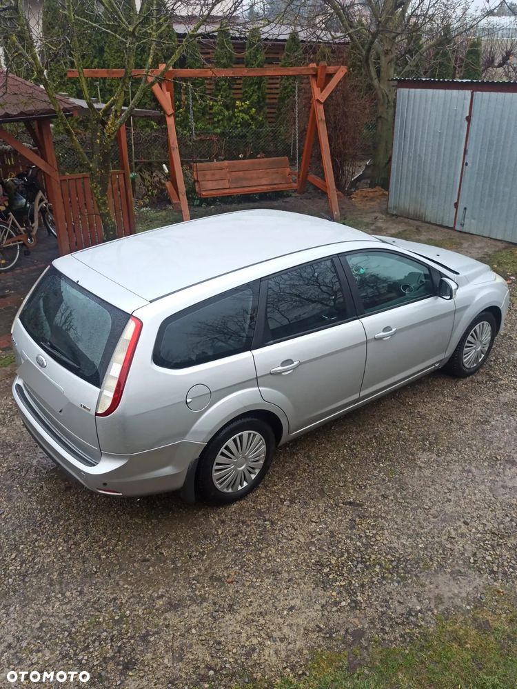 Ford Focus SW 1.8 TDCi Ambiente - 2